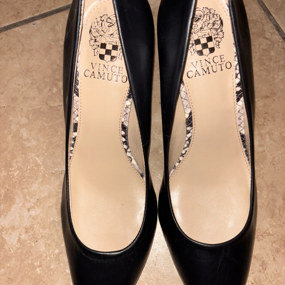 Vince Camuto Black Leather Heels